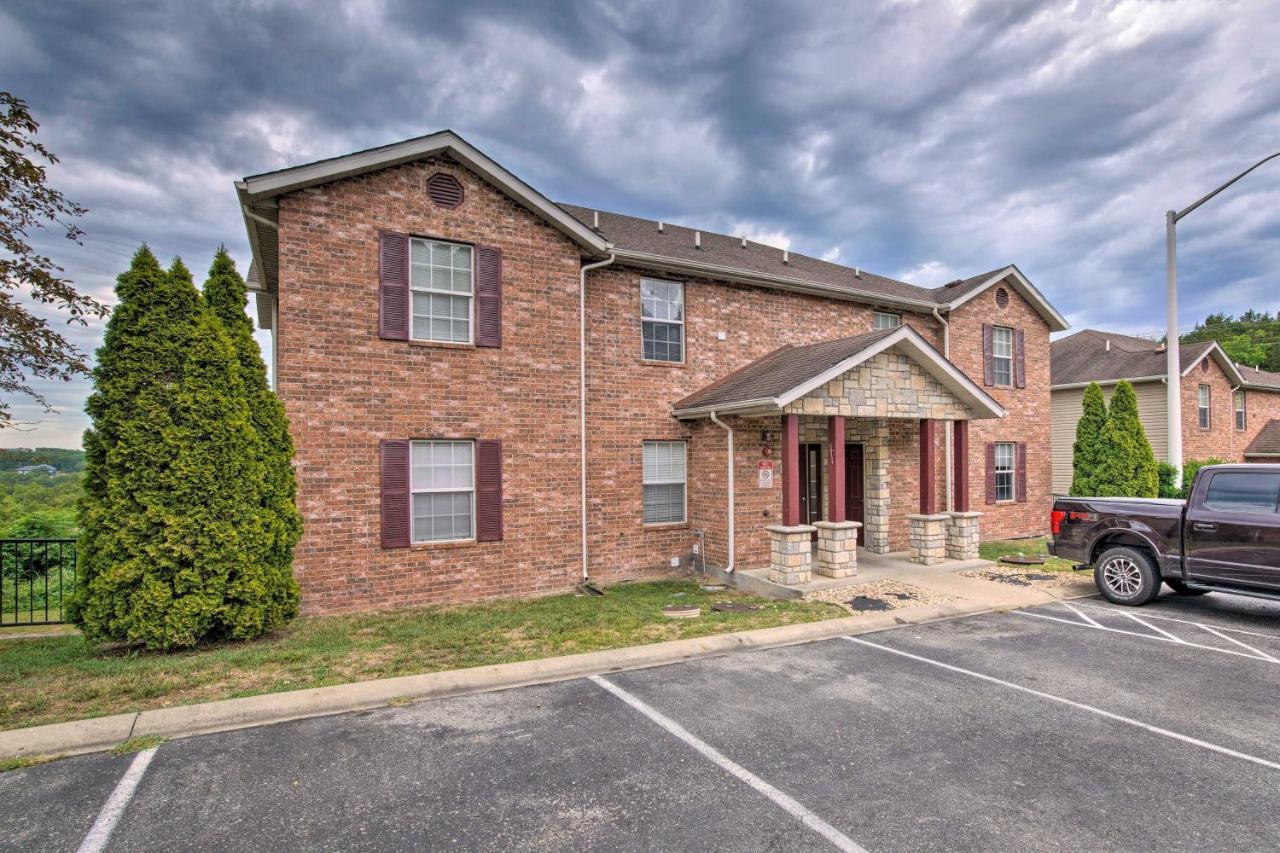 Cozy Branson Condo With Balcony And Mountain Views Exteriör bild